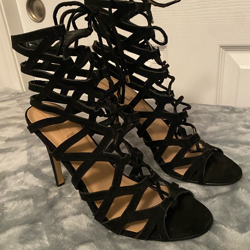 Black Aldo tie up heels